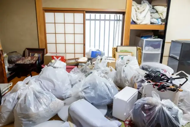 一軒家の遺品整理で費用が高額になる4パターン