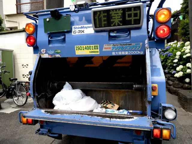 優良汚部屋清掃業者の選び方：許可・料金・口コミをチェック！