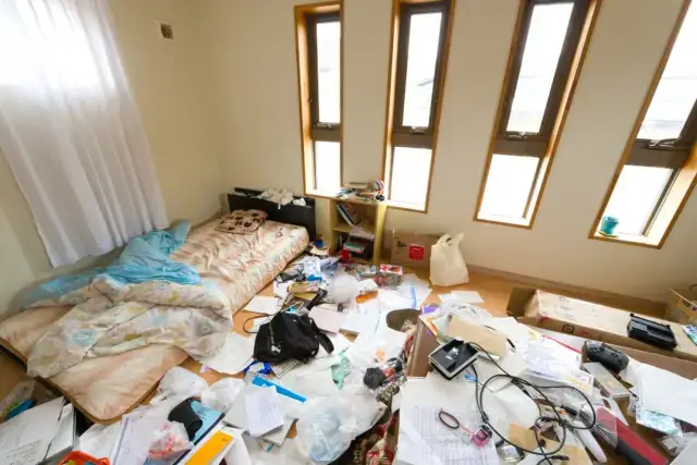 汚い部屋はどこから片付けるのが正解?