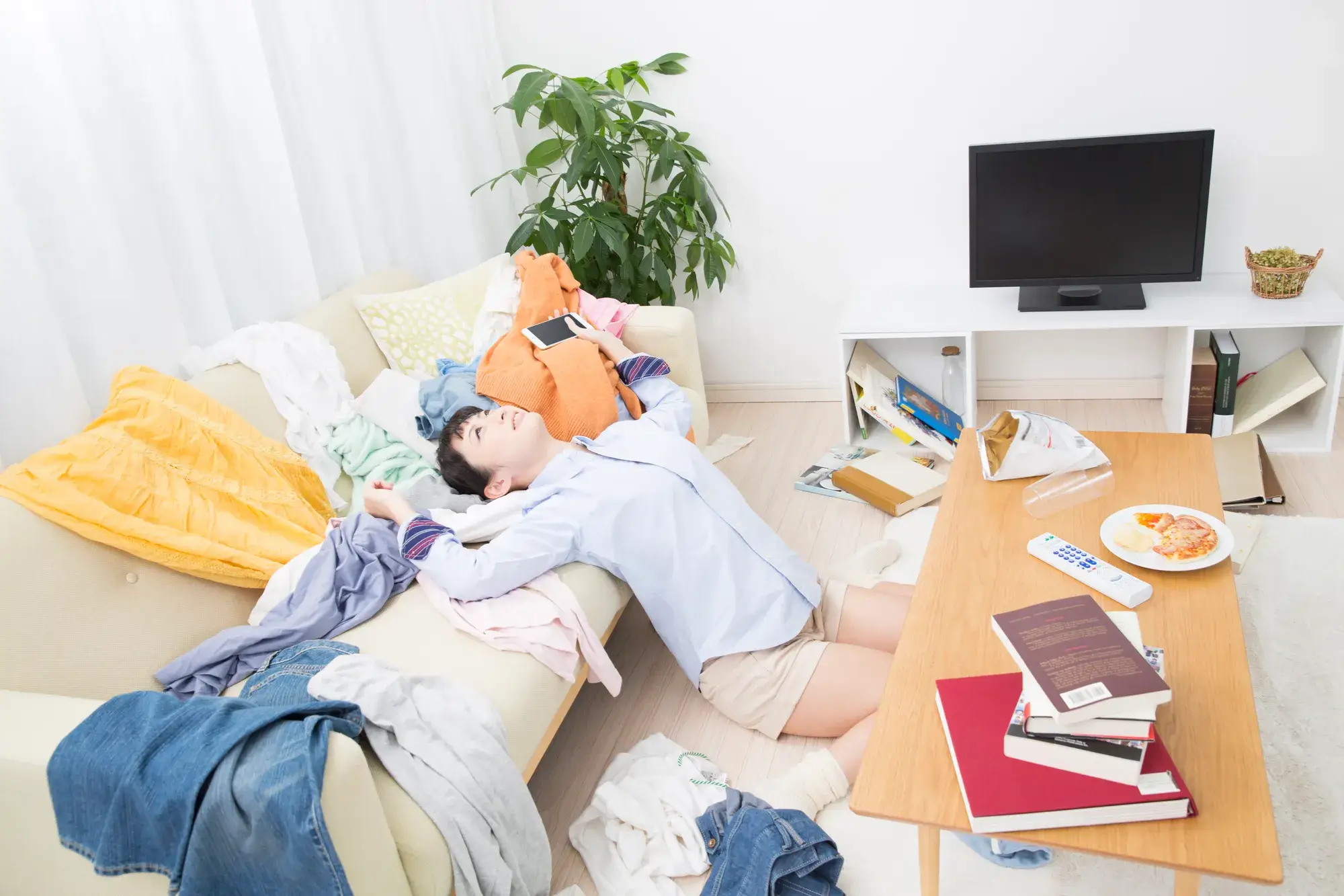 片付け業者に部屋を見せるのが恥ずかしい！バレずに依頼する方法と安心の業者選び
